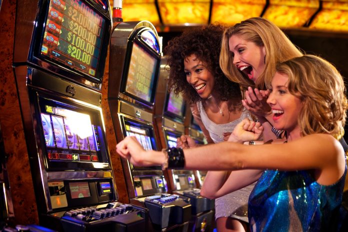 Tại sao phụ nữ Úc thích cờ bạc?